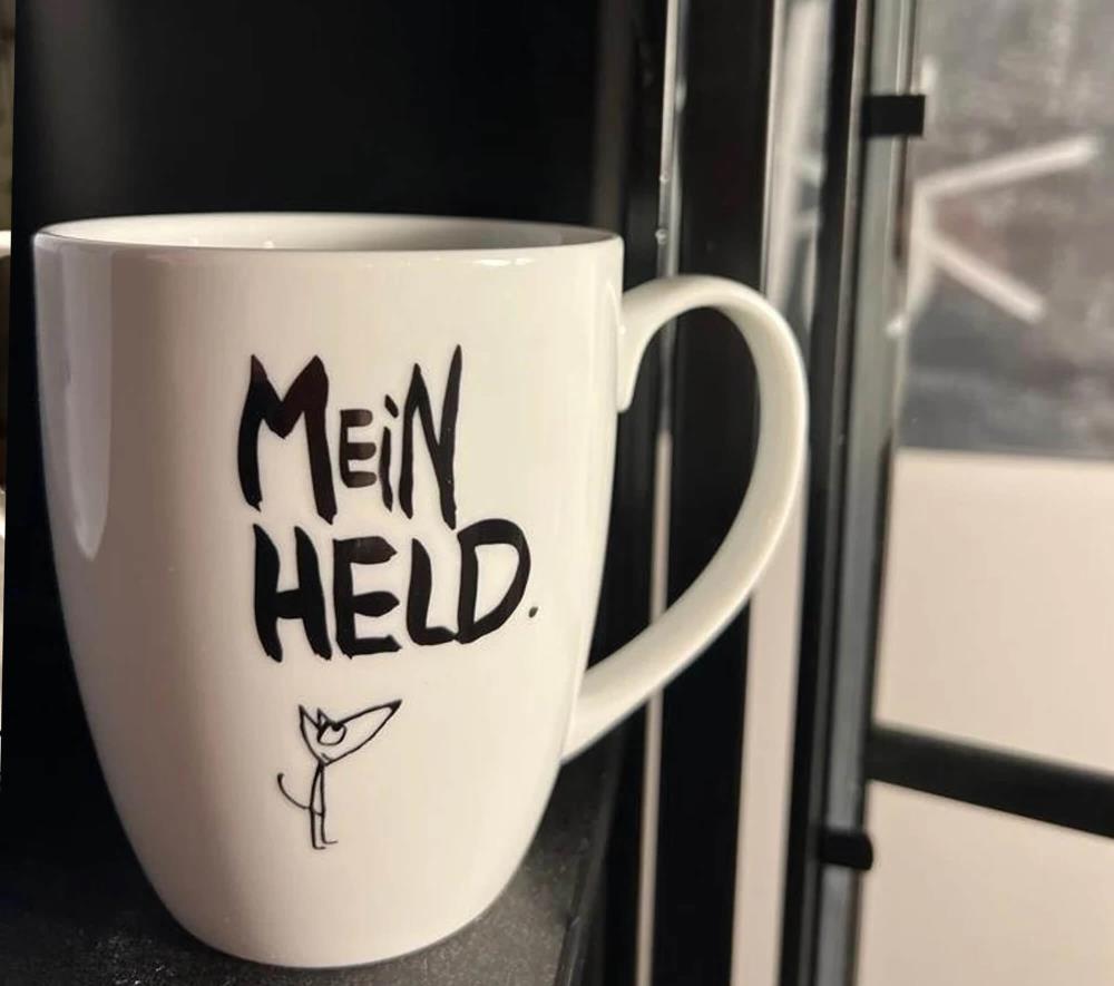 Becher - Mein Held. Immer.